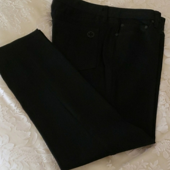 Tory Burch Denim - 🖤🌷NWOT, TORY BURCH, Vlack, Flare Style Jeans, Size 31.